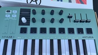 ARTURIA minilab3 ミント 専用ケース付き Amazon.com: Arturia MiniLab 3 — Limited Edition Mint Green